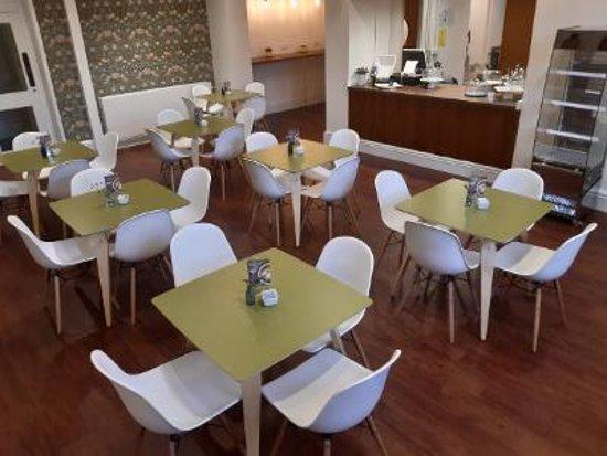 Refreshment Room