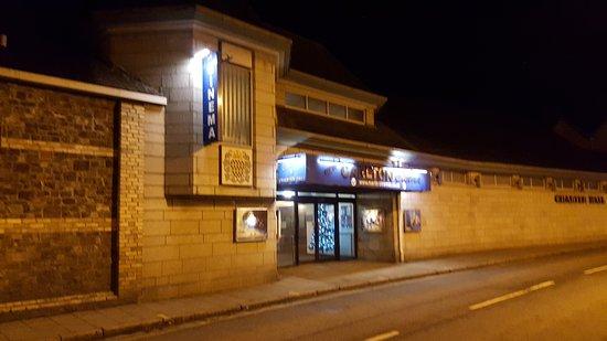 New Carlton Cinema