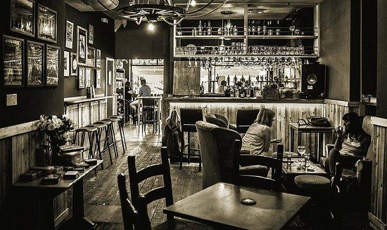 Prairie Schooner Taphouse