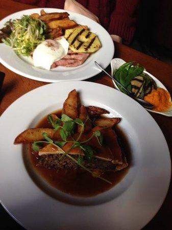 Town Street Tavern