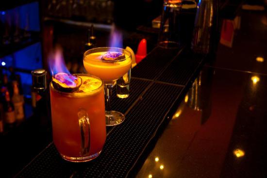 One Lounge Bar