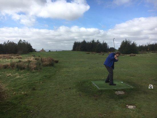 Bishops Park Pitch & Putt + Driving Range