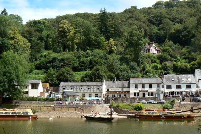 The Saracens Head Inn