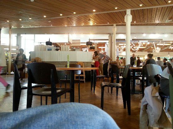 Victoria Plaza Cafe