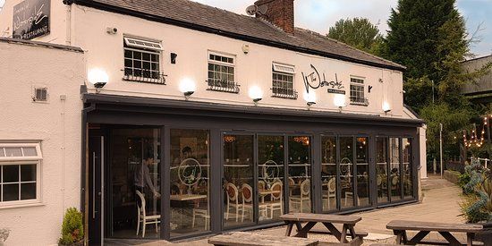 Crompton's at the Waterside