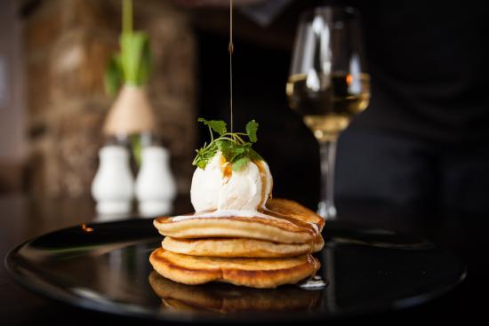 The Black Horse Hotel Restaurant