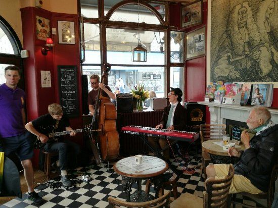 The Paris House