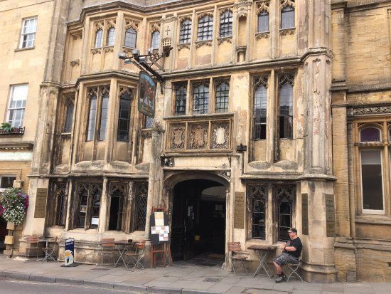 The George and Pilgrims Hotel