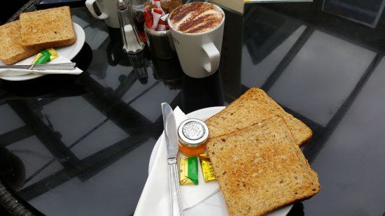caffee milanos coffee house