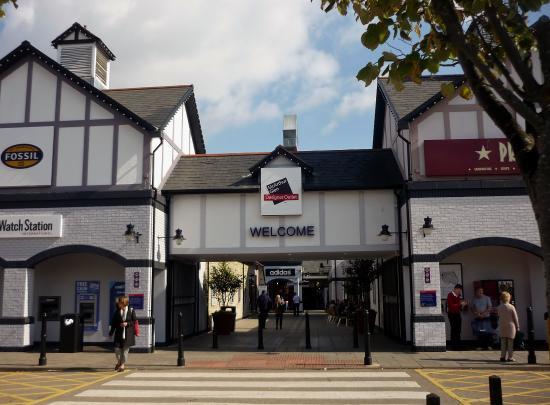 Cheshire Oaks Designer Outlet