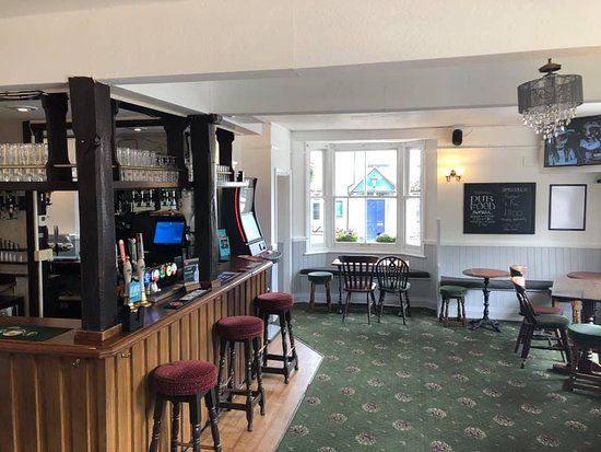 The Estcourt Arms