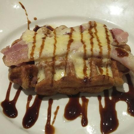 Frankie and Benny's