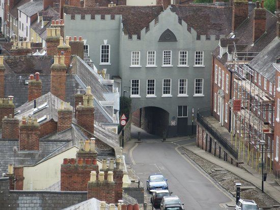 Broad Gate