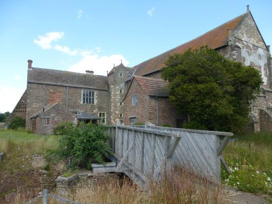 Acton Court