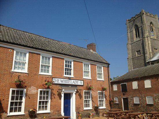The White Lady Pub