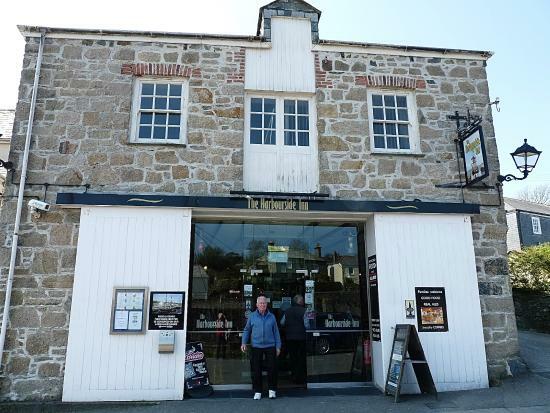 Harbourside Inn