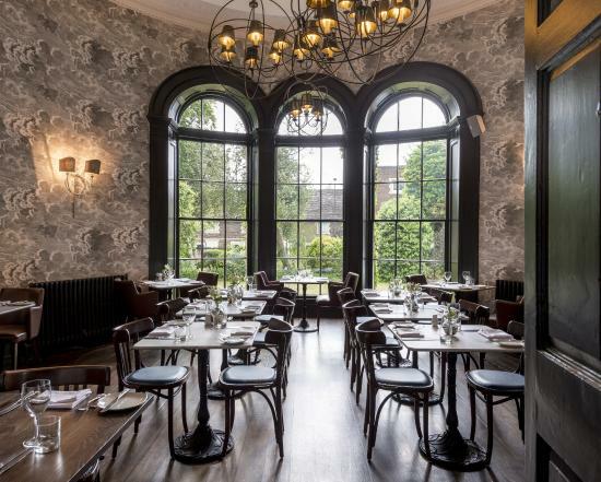 Dewsnaps brasserie