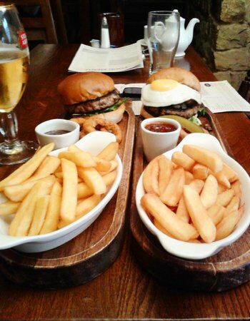 Rockingham Arms