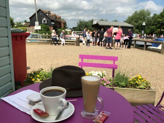 Deckside Cafe